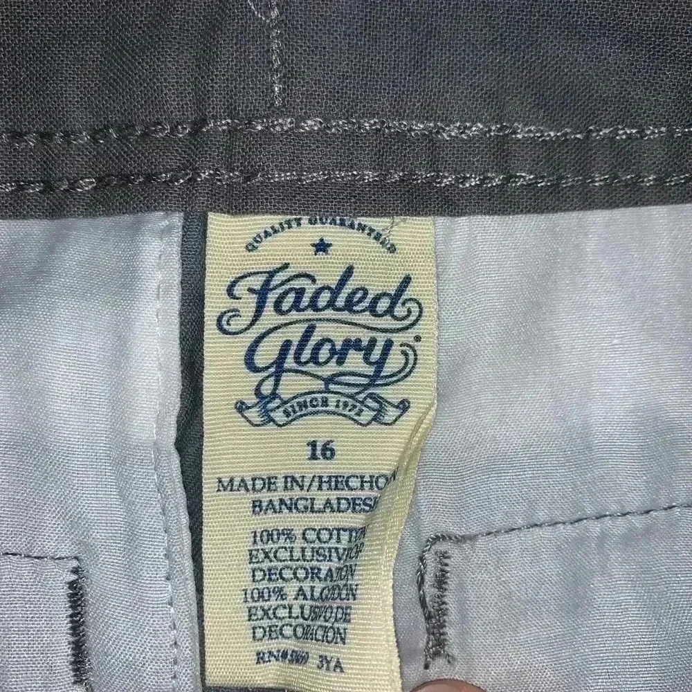 Faded Glory Grey Belted Shorts​​
